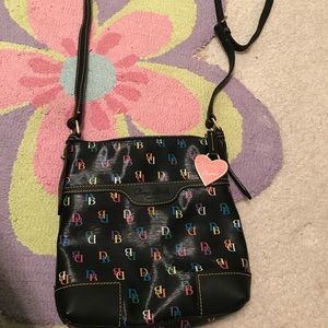 BRAND NEW Dooney and Bourke purse
